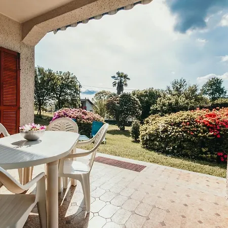 La Quiete - Lakeside Leisure & Business *