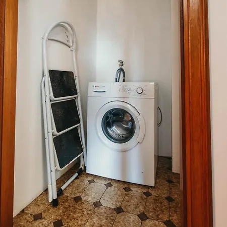 La Quiete - Lakeside Leisure&business Apartment Arona